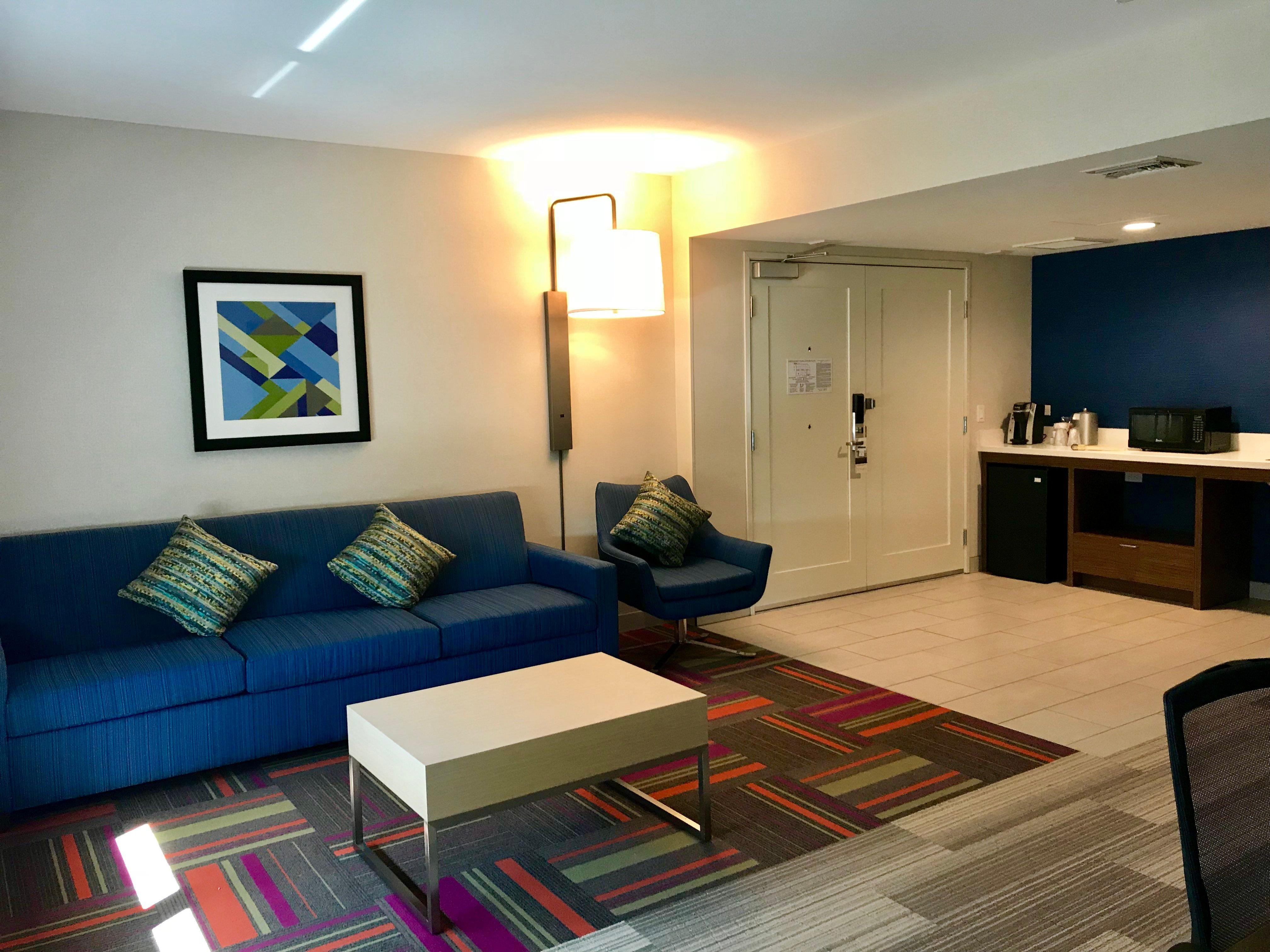 Holiday Inn Express & Suites Pasadena - Los Angeles By Ihg Экстерьер фото