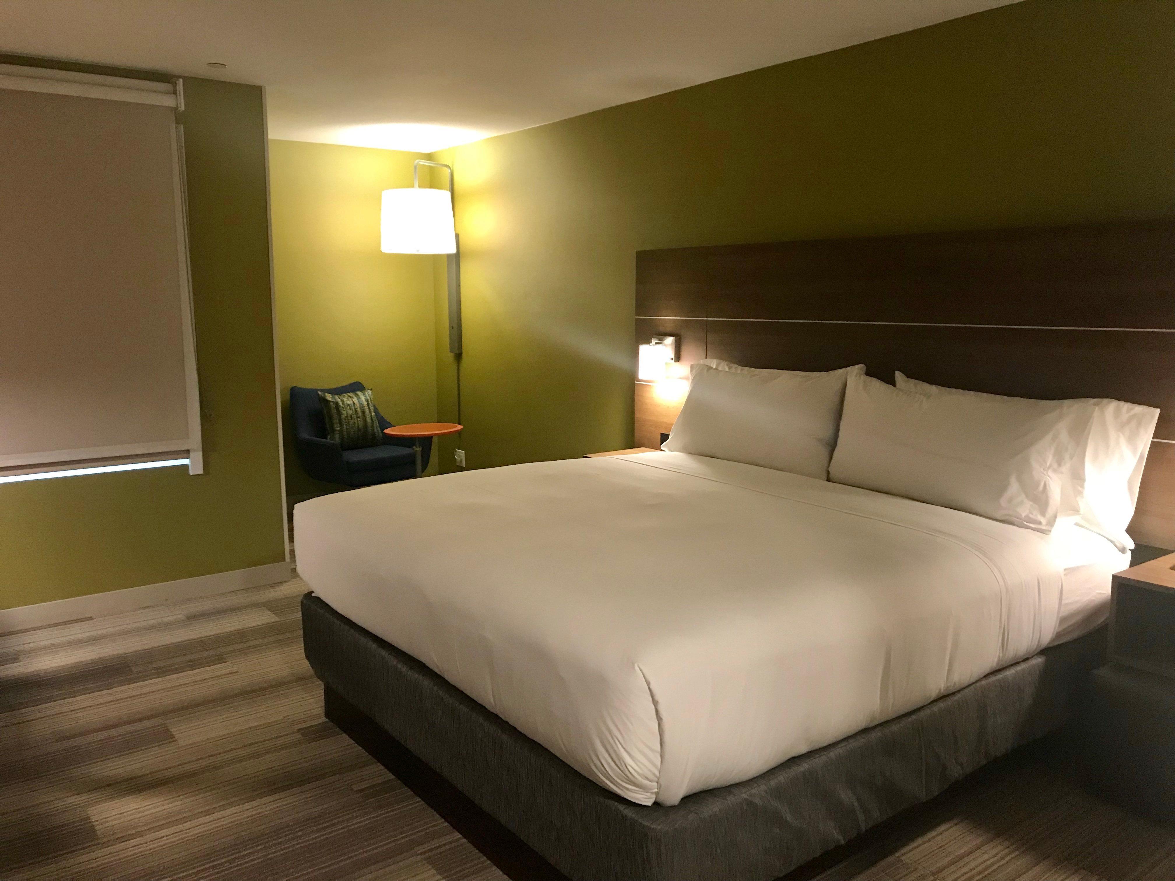 Holiday Inn Express & Suites Pasadena - Los Angeles By Ihg Экстерьер фото