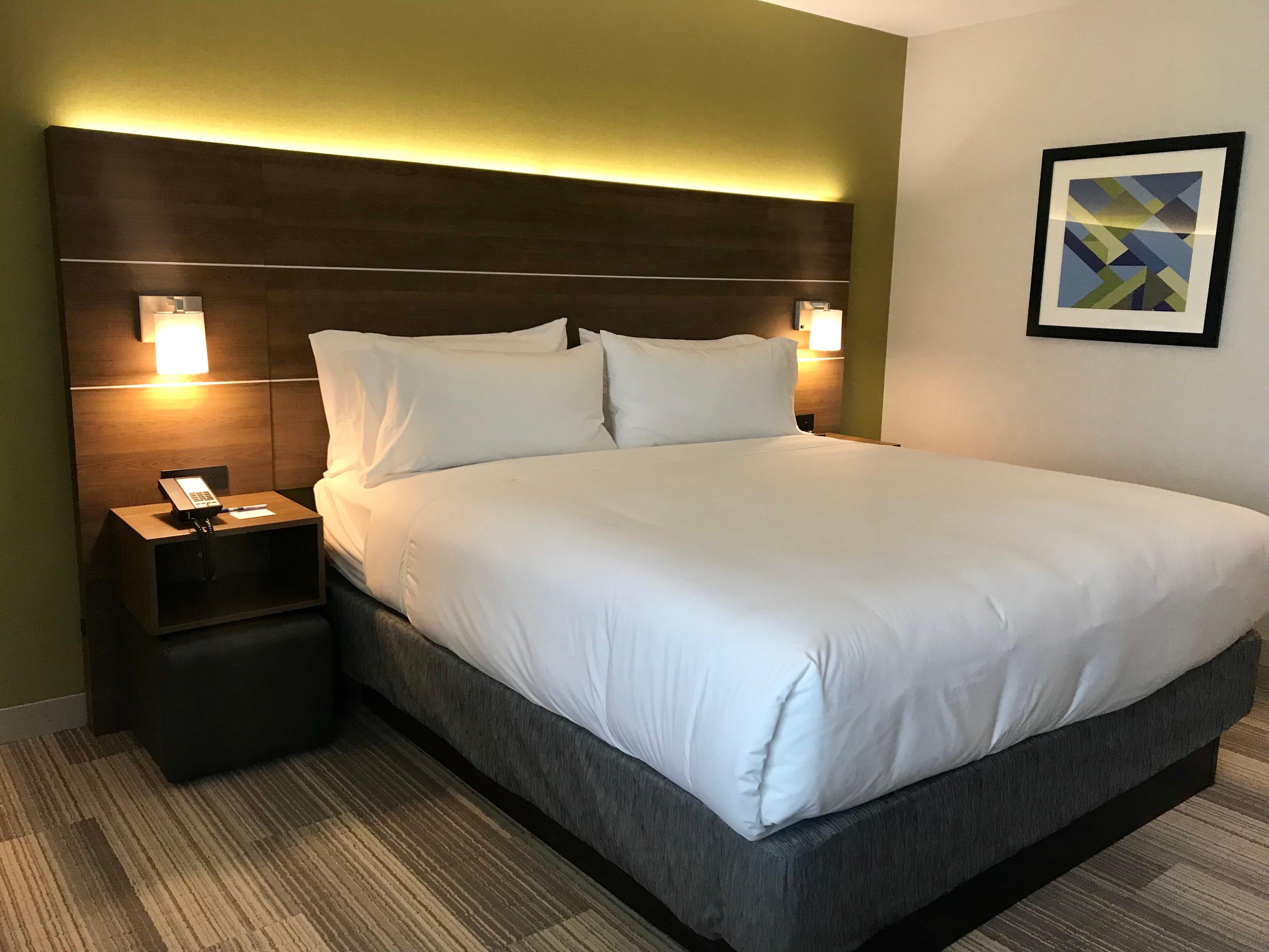 Holiday Inn Express & Suites Pasadena - Los Angeles By Ihg Экстерьер фото