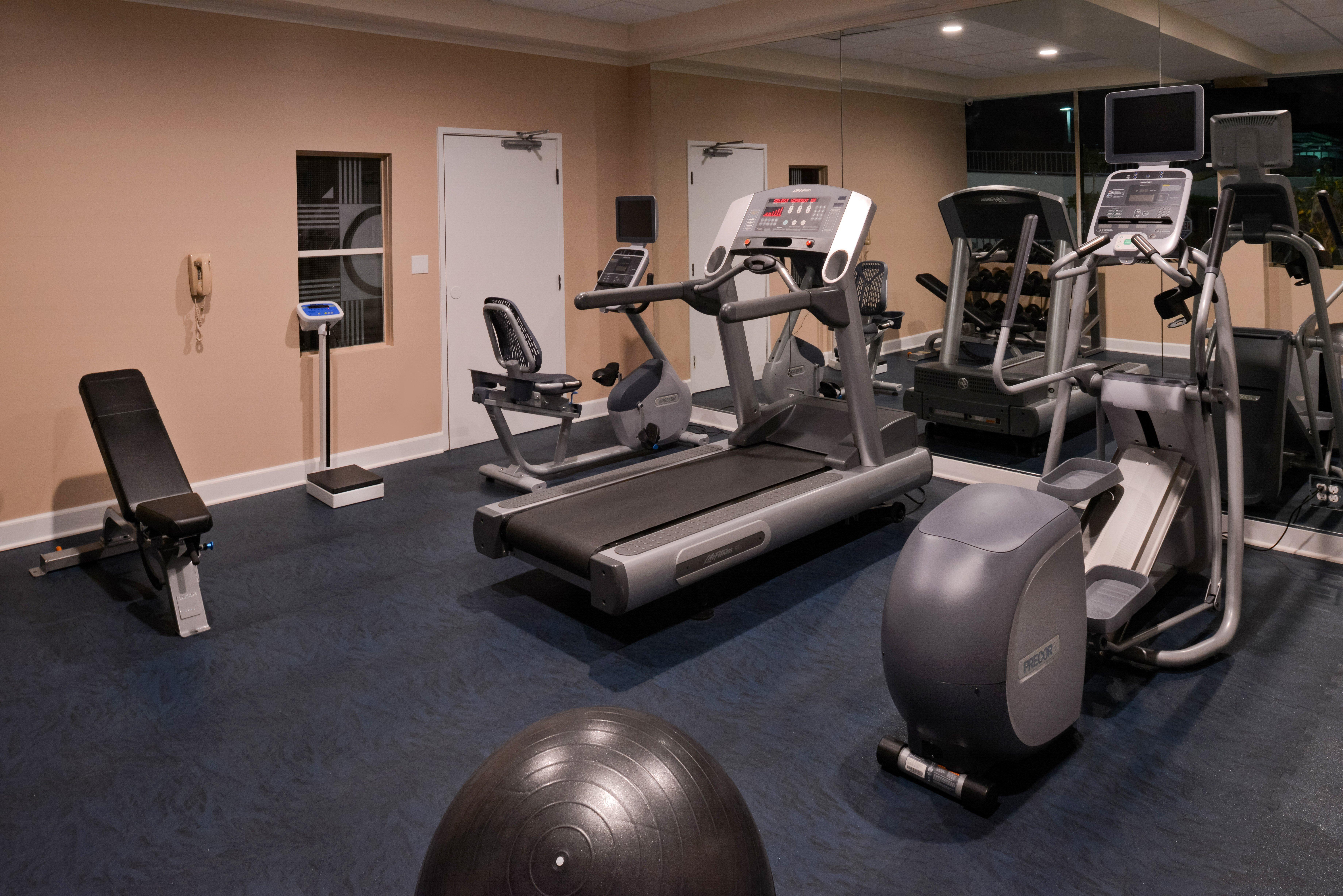 Holiday Inn Express & Suites Pasadena - Los Angeles By Ihg Экстерьер фото