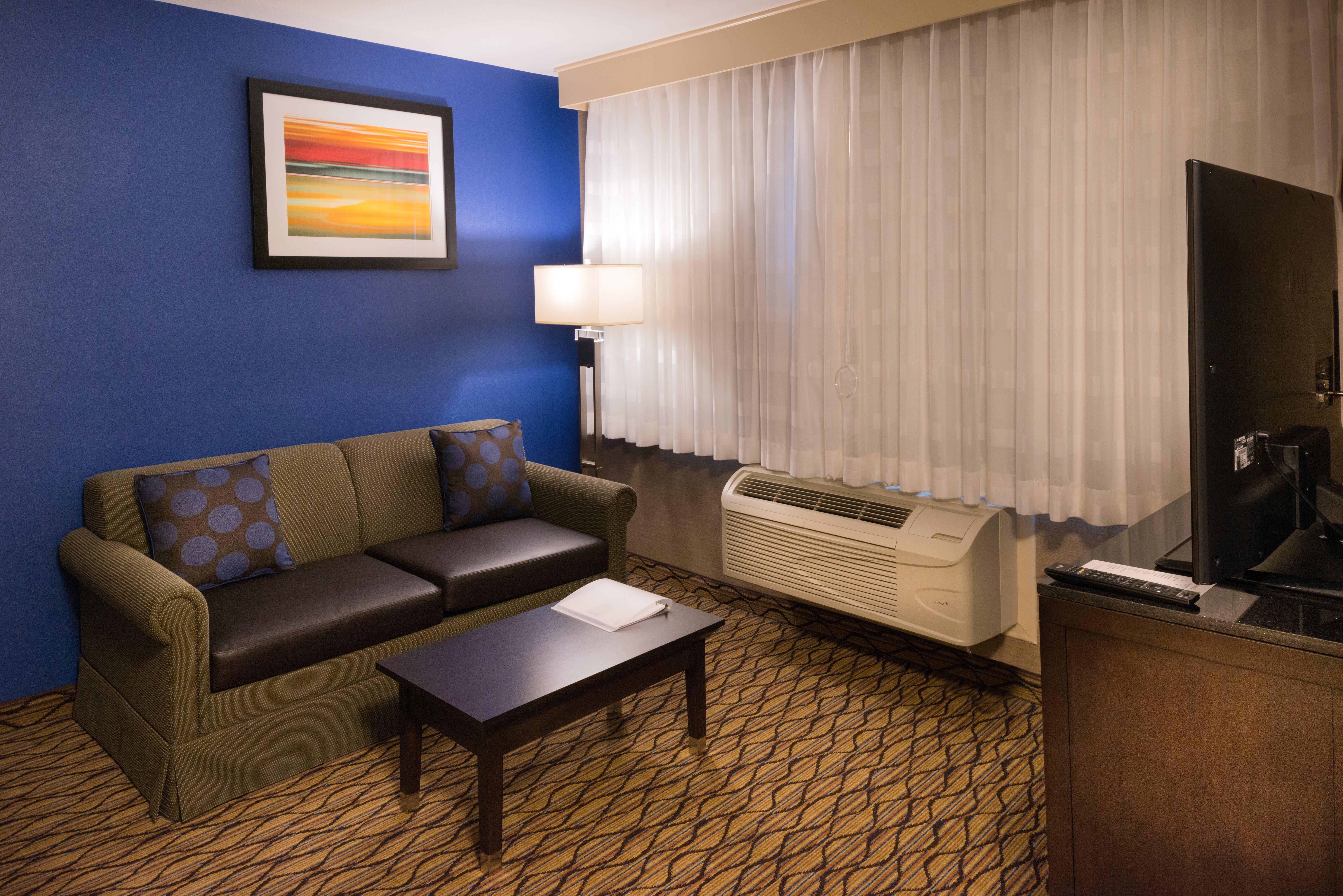 Holiday Inn Express & Suites Pasadena - Los Angeles By Ihg Экстерьер фото