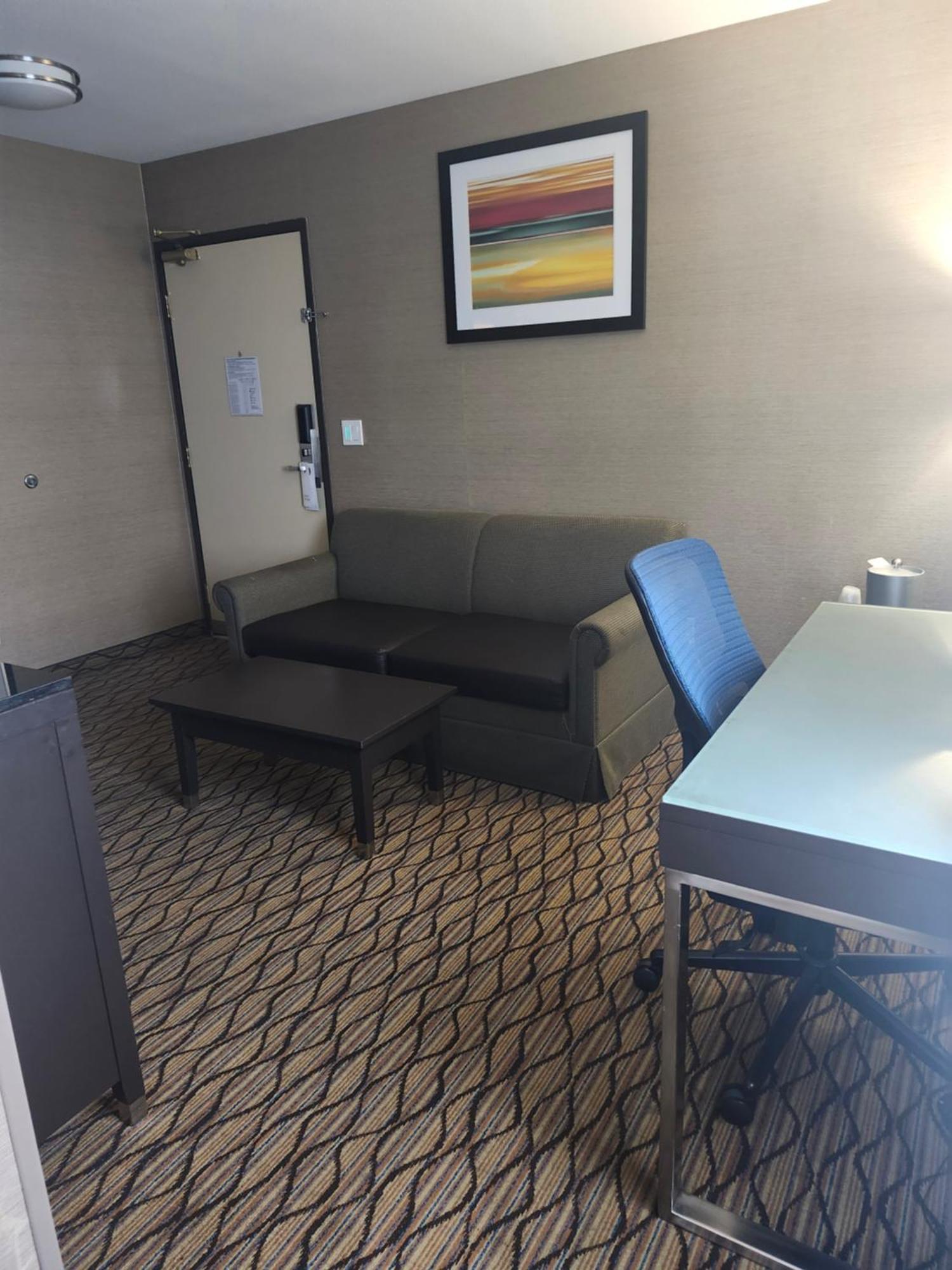 Holiday Inn Express & Suites Pasadena - Los Angeles By Ihg Экстерьер фото